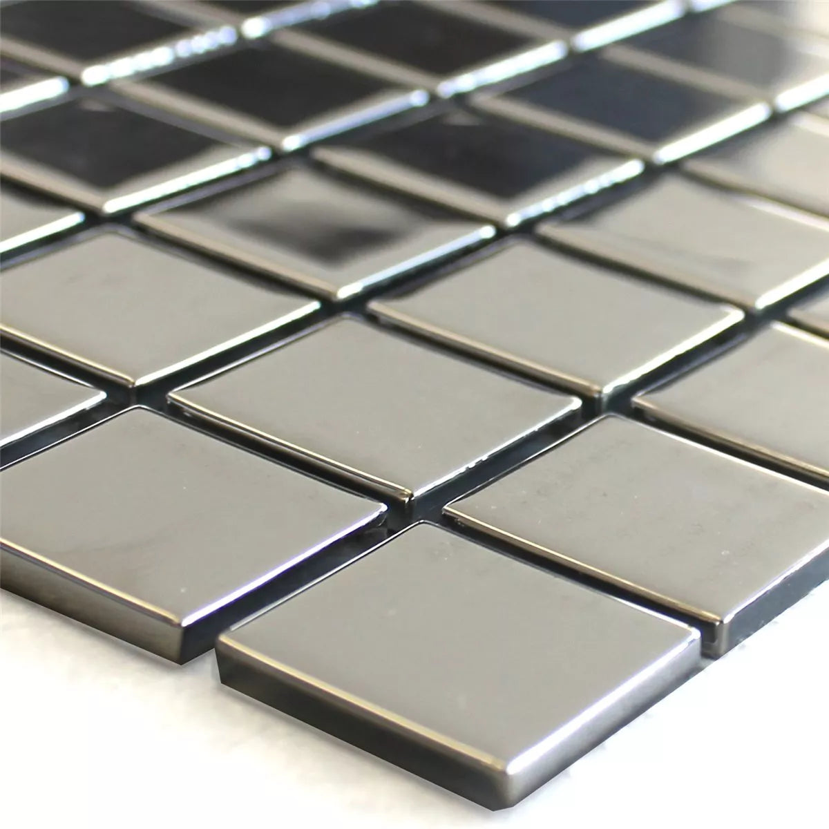 silver mosaic tiles 