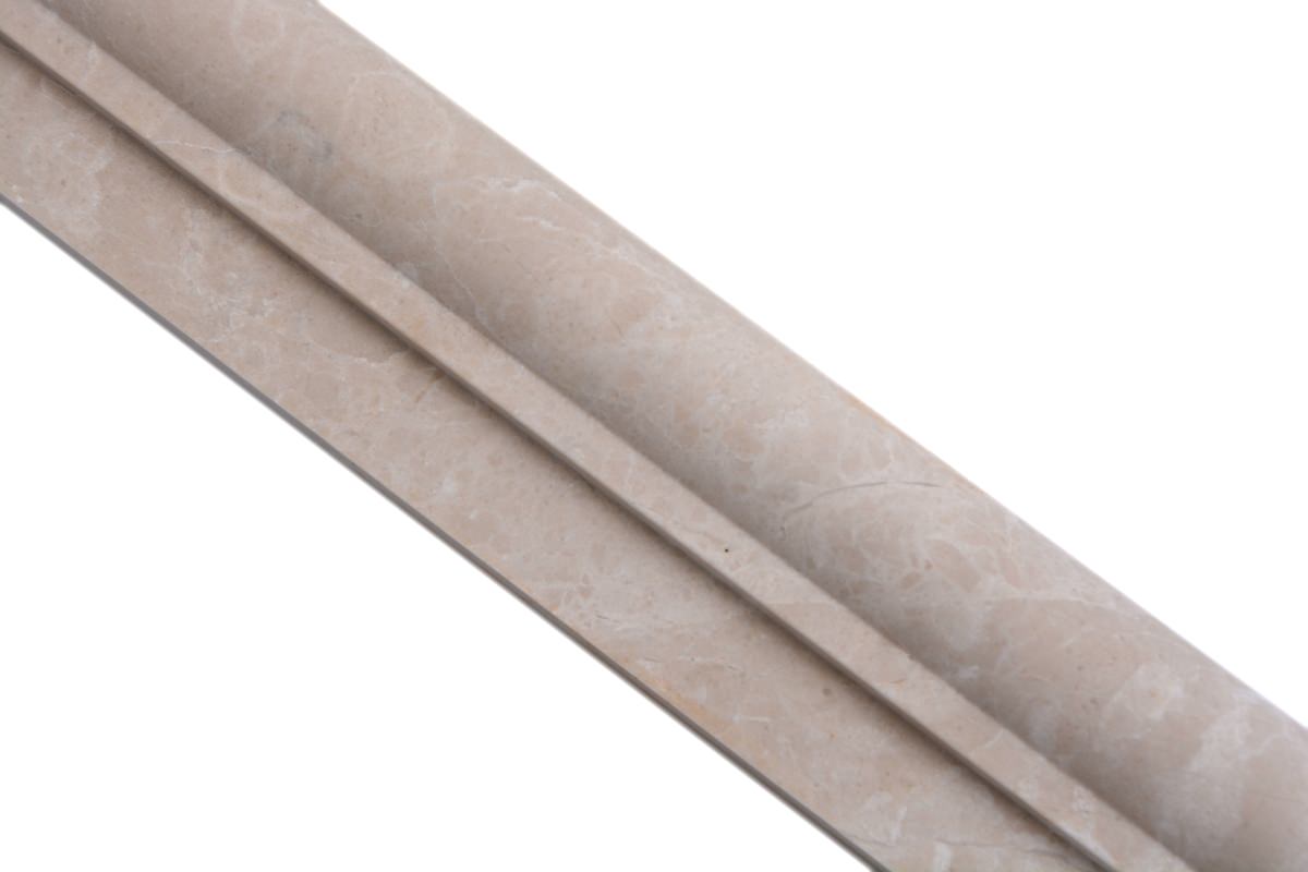white veined cream border 