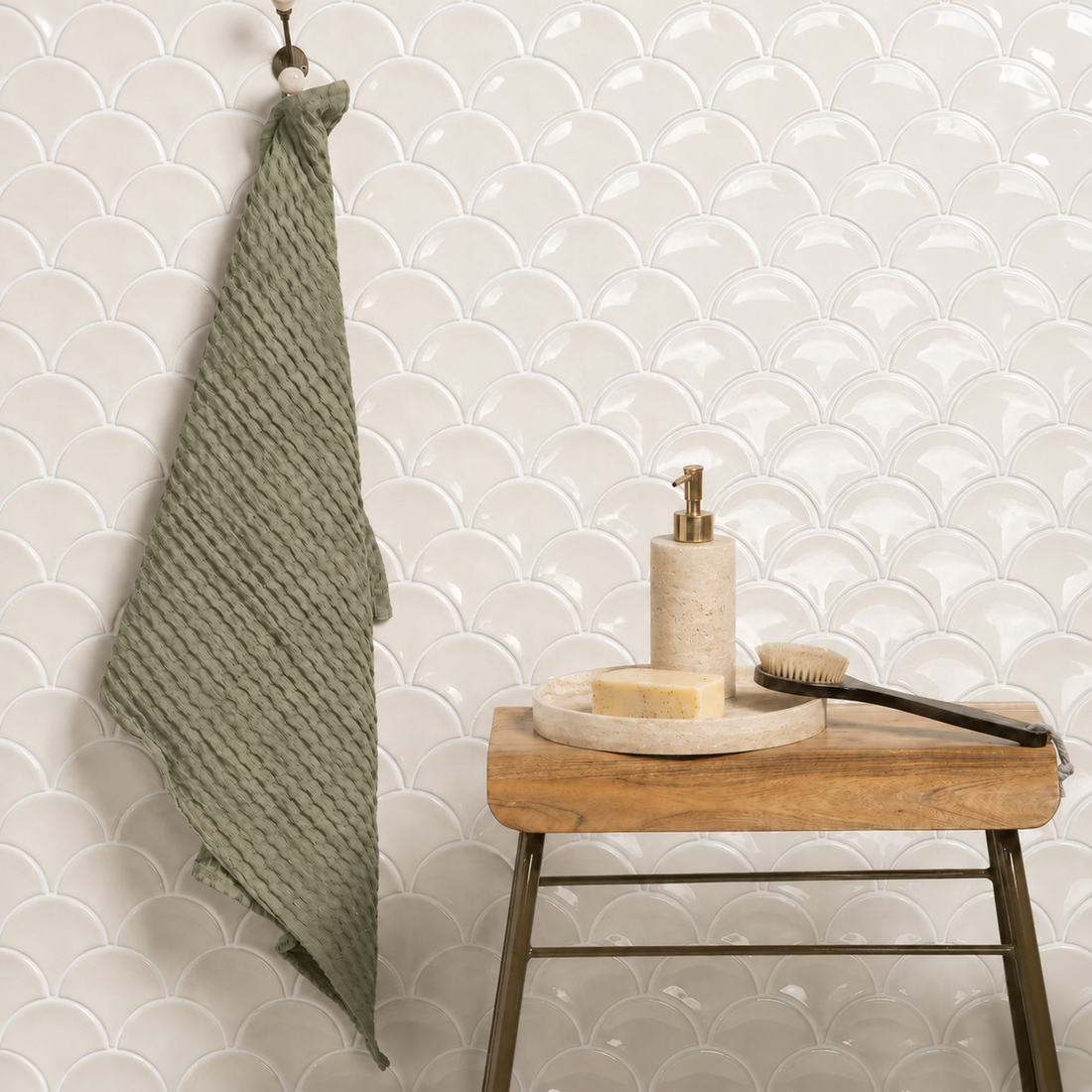 Cream fan mosaic wall tile 