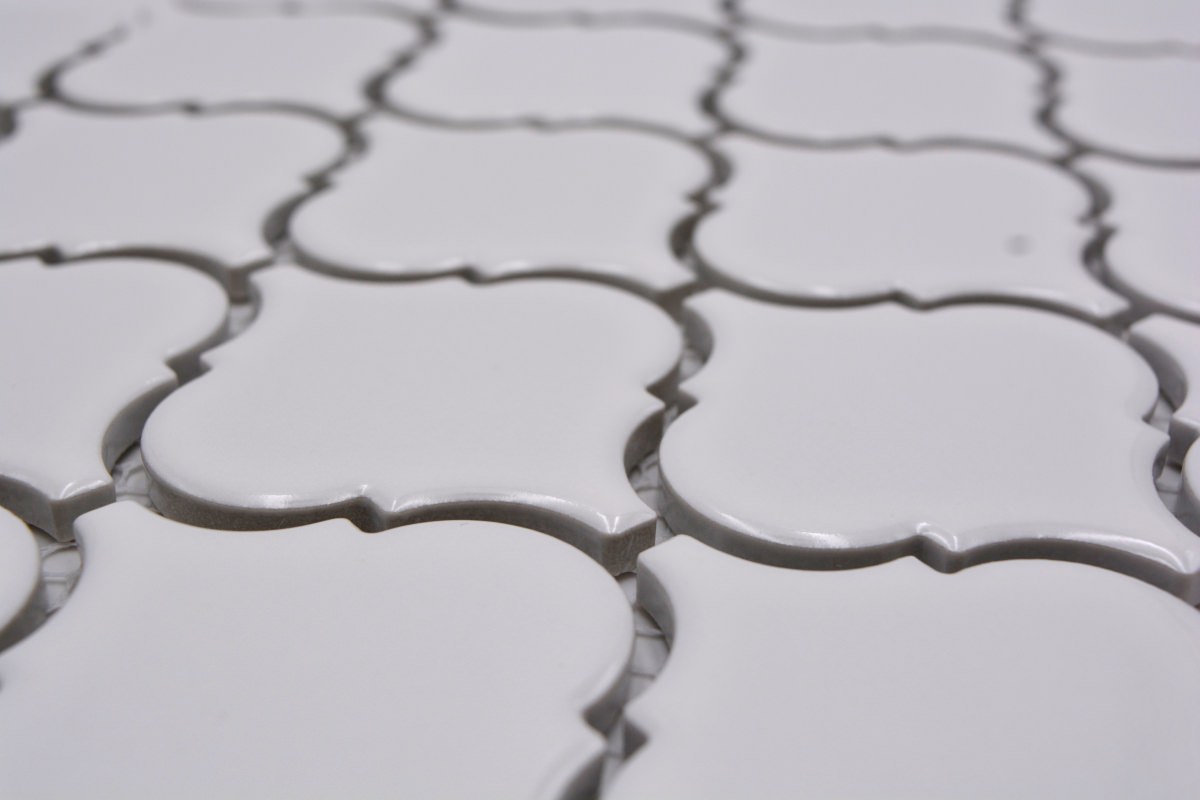 white mosaic tiles 