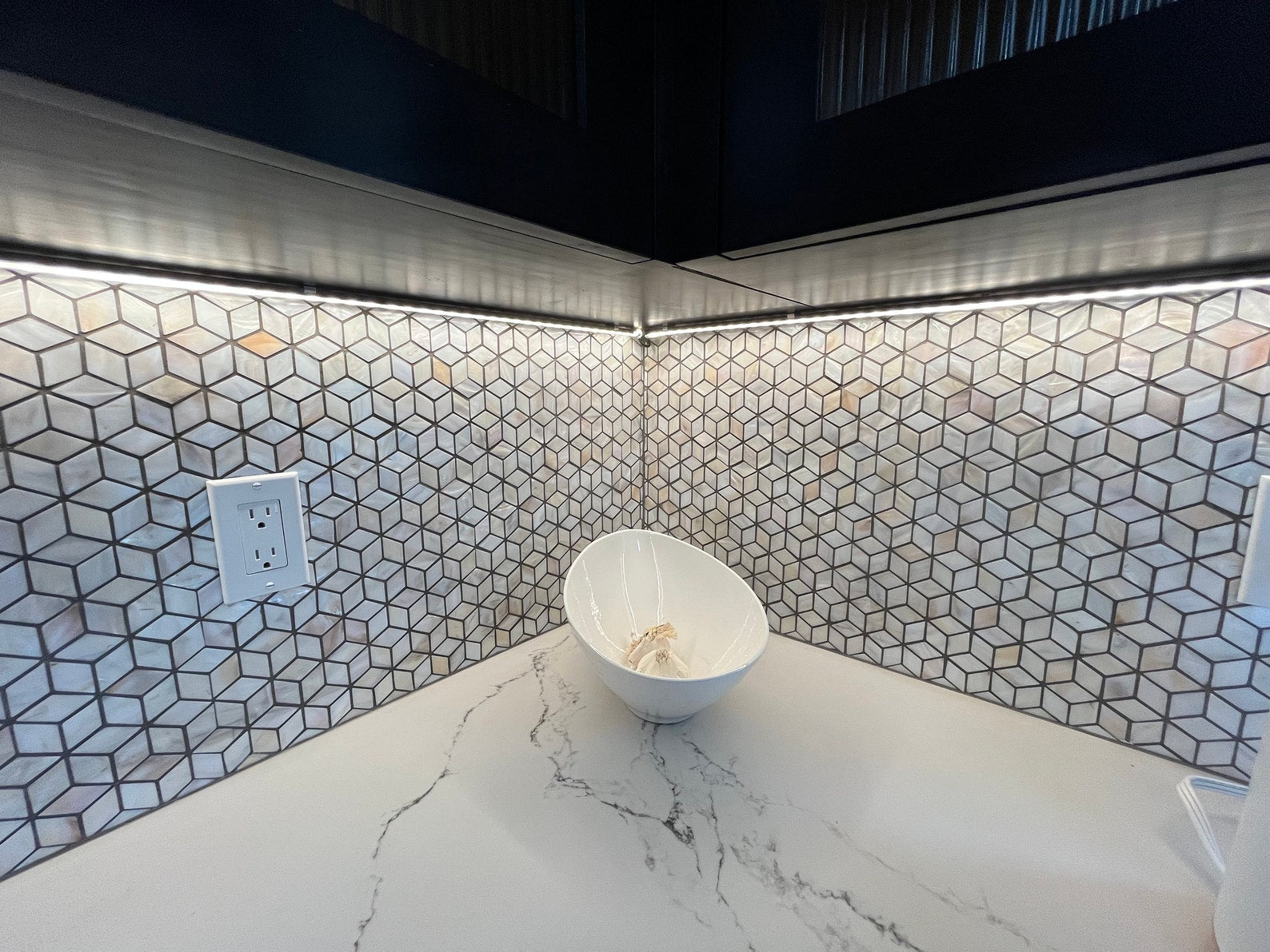 Rhombus pearl mosaic 