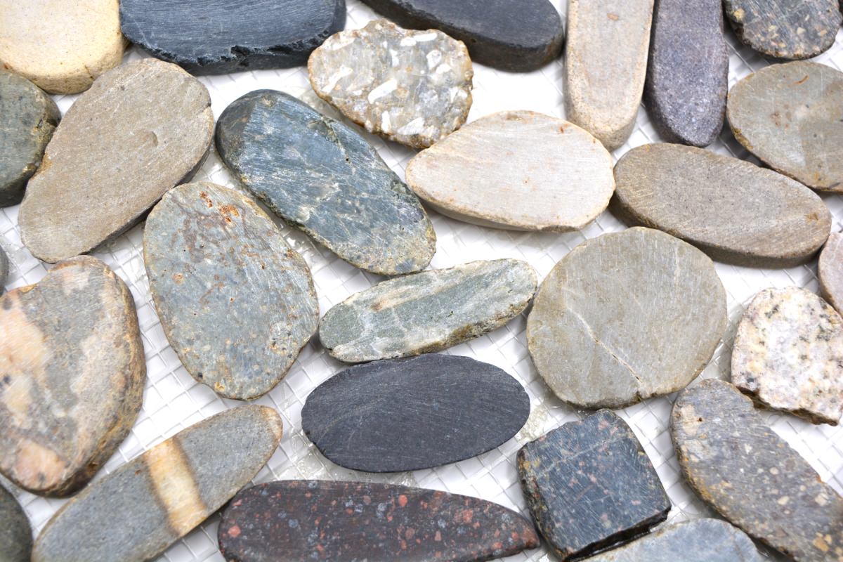 oxidised mosaic pebbles 