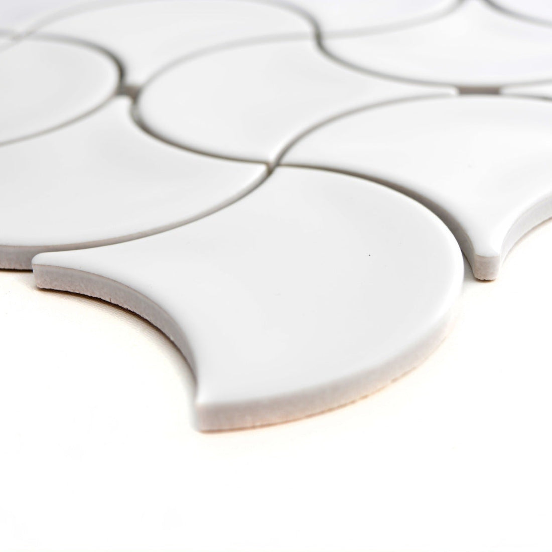 white wave pattern mosaic 