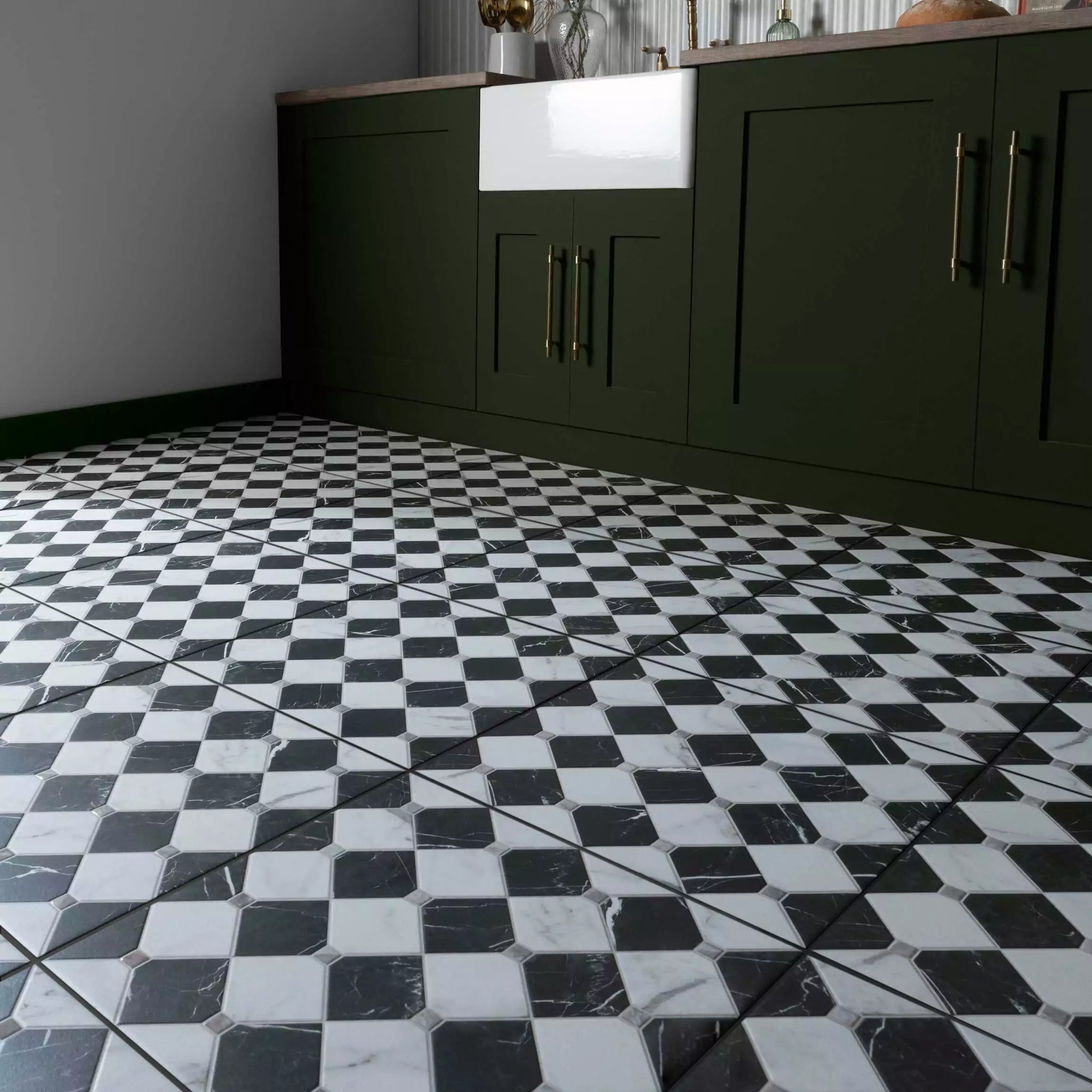 Black and White Heritage Chequered Pattern Tile - Luxury Tiles UK