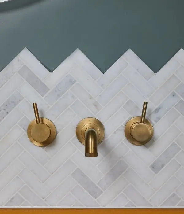 Long Island Marble Herringbone Mosaic Honed Ca&