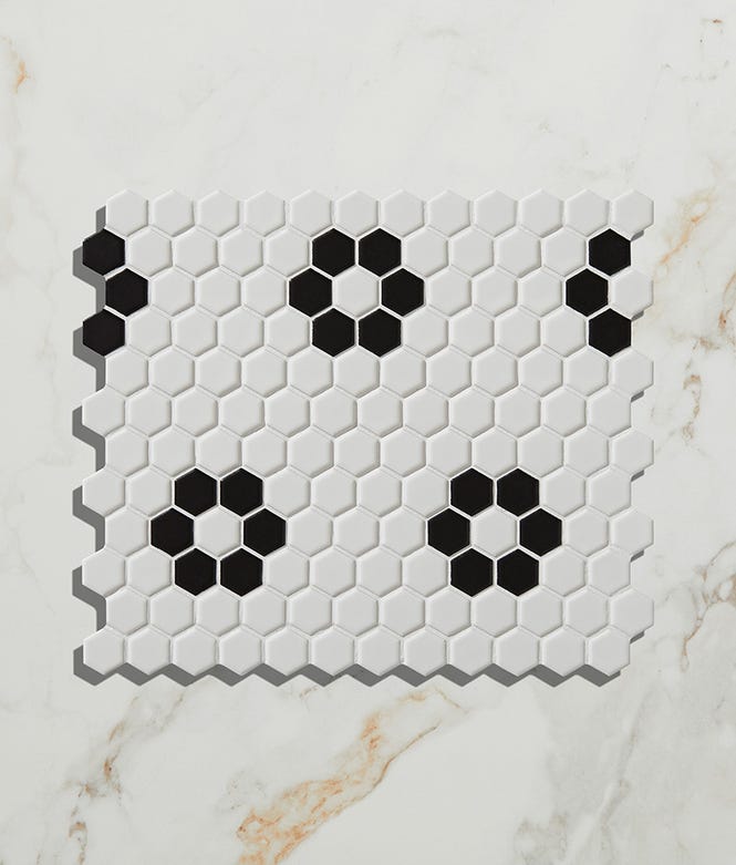 Mono Hex Porcelain Daisy Tile 26x30cm