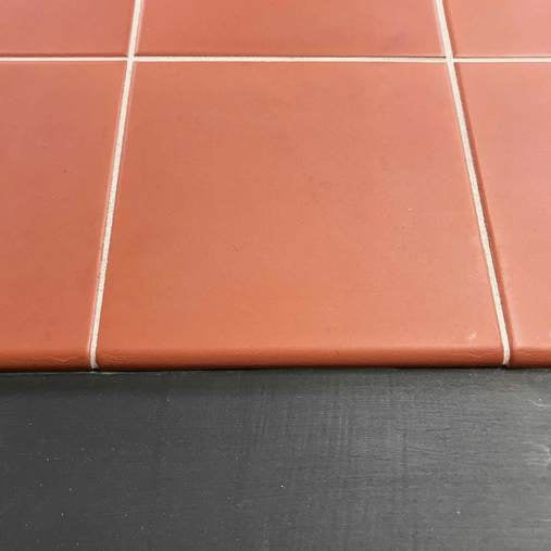 Traditional Red Round Edge Quarry Tiles - Luxury Tiles UK