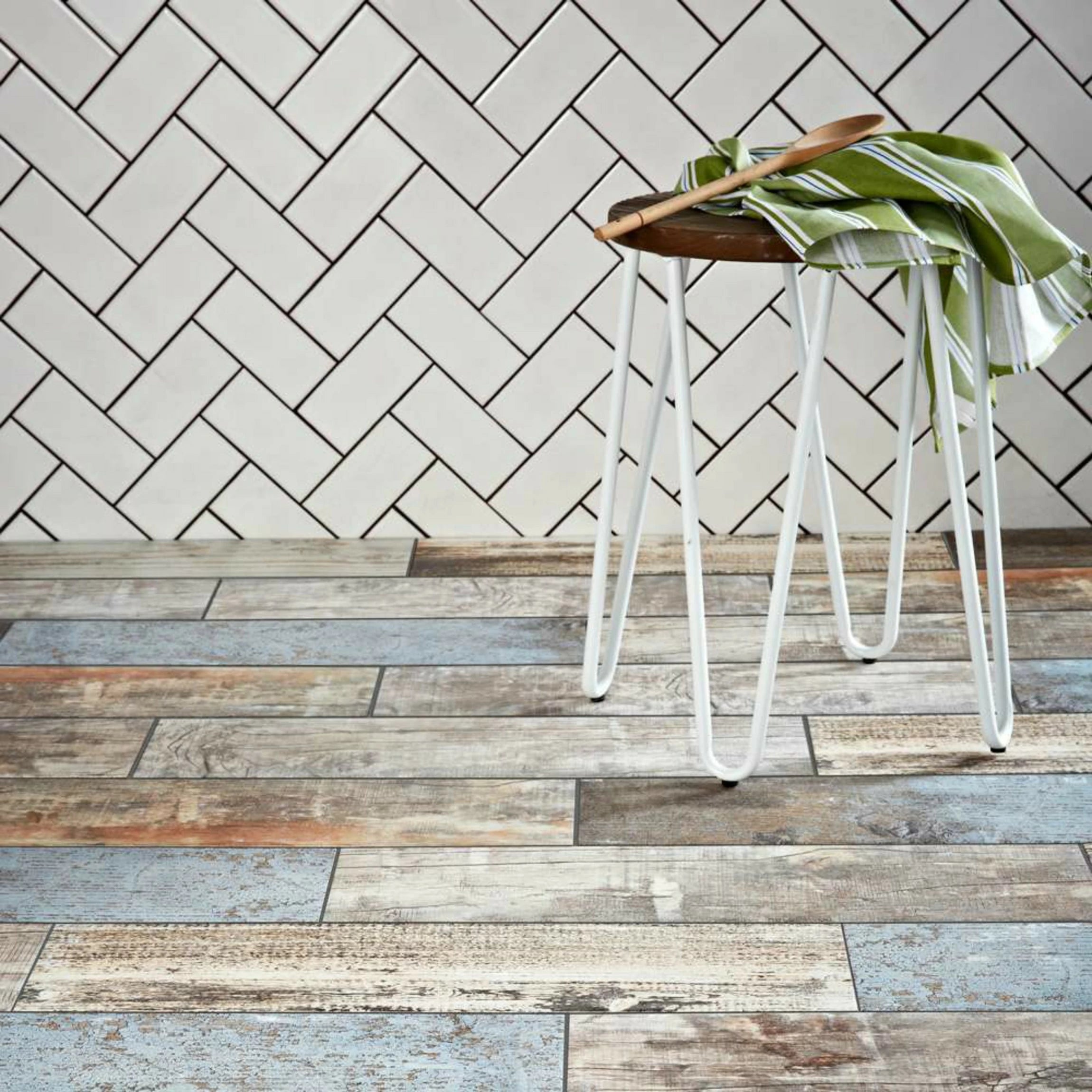 wood effect rustic floor tiles for bathroom